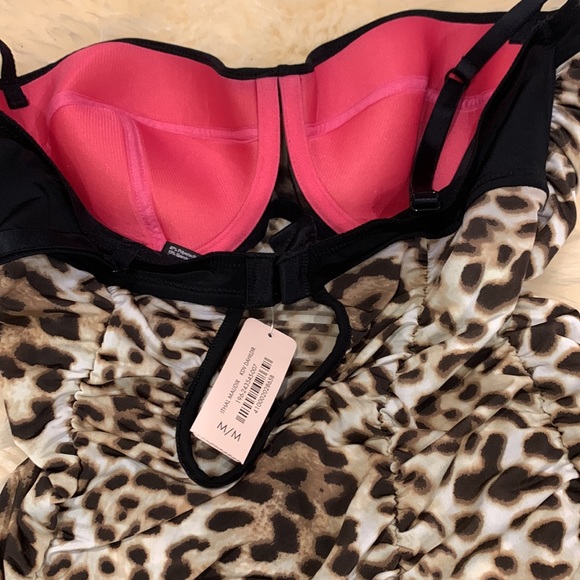 La Senza Cheetah Print Lingerie Bodysuit and Thong Set NWT size Medium - Picture 6 of 6